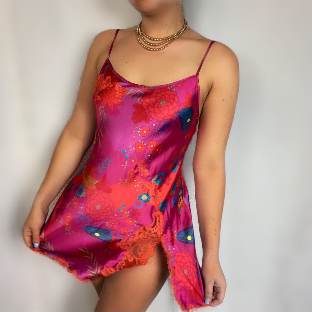 💖 Vintage Victoria’s Secret Slip Dress 💖